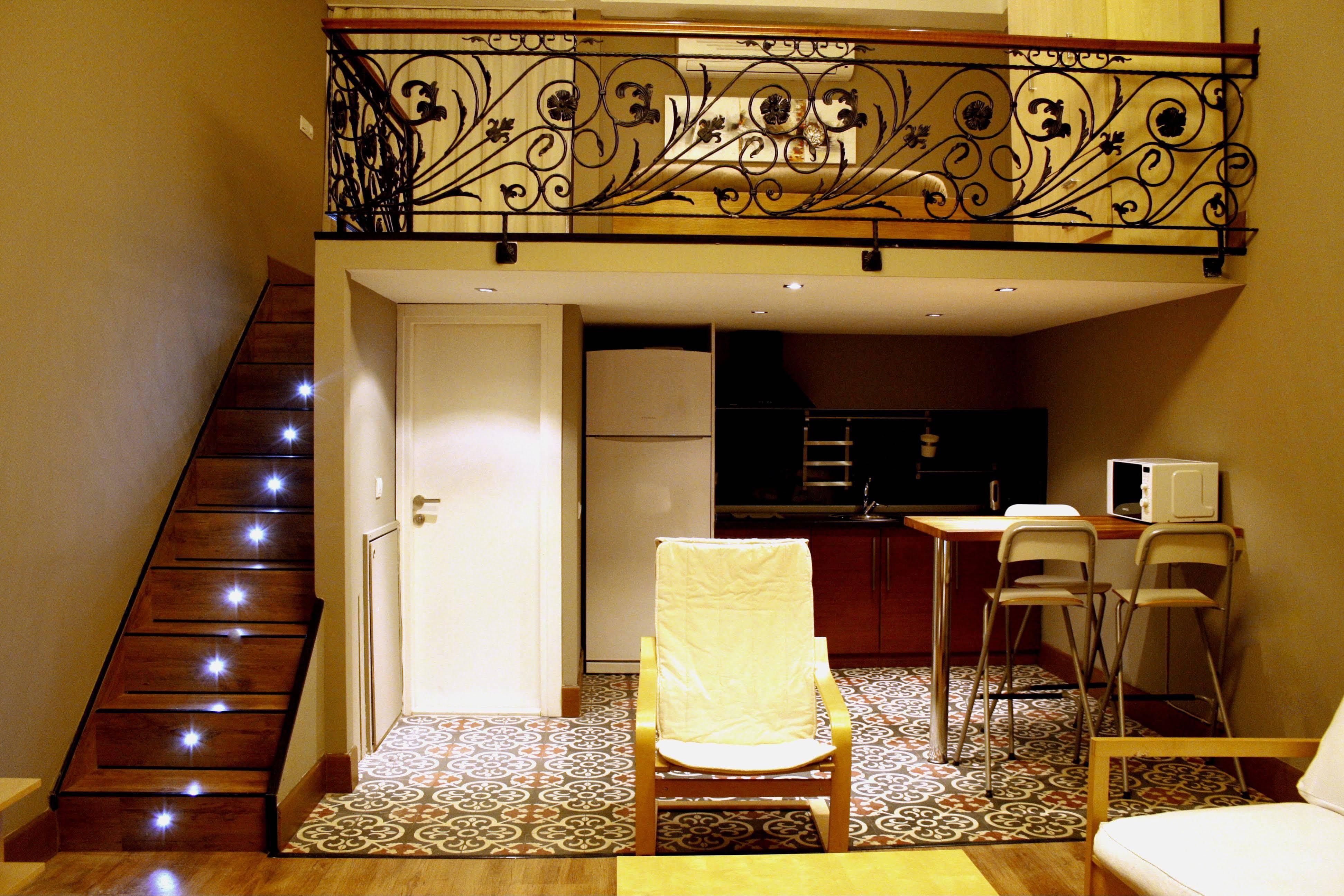 The Hera Hotel 2*
