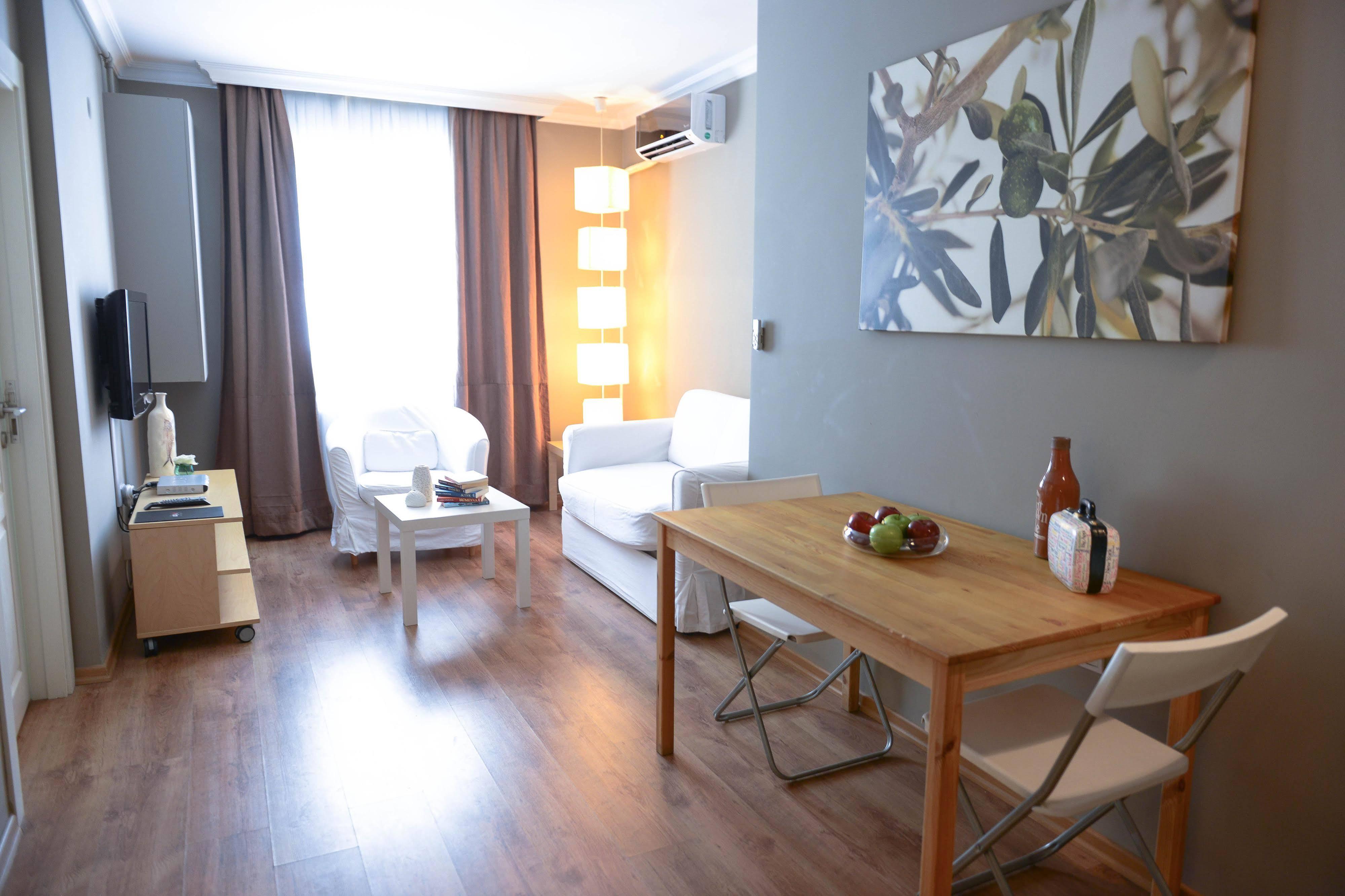 The Hera Otel 2*